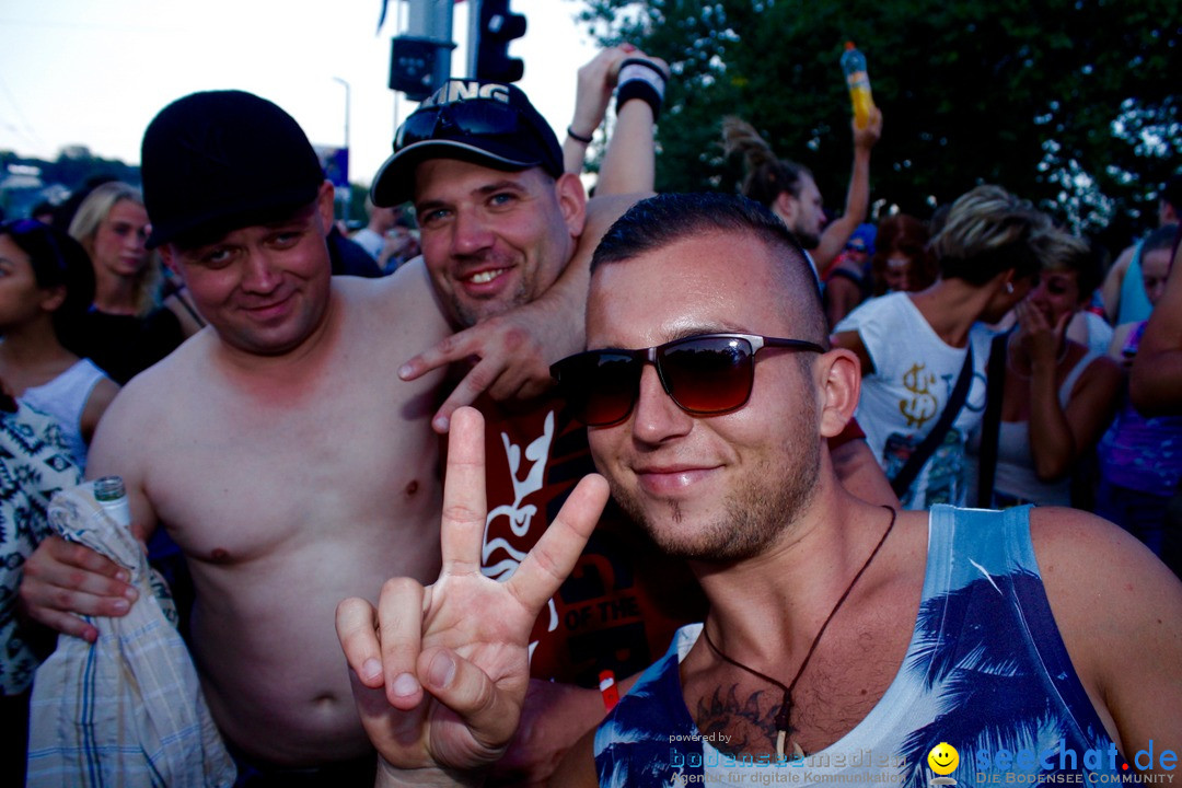 streetparade-Zuerich-2016-08-13-Bodensee-Community-SEECHAT_DE-_10_.jpg