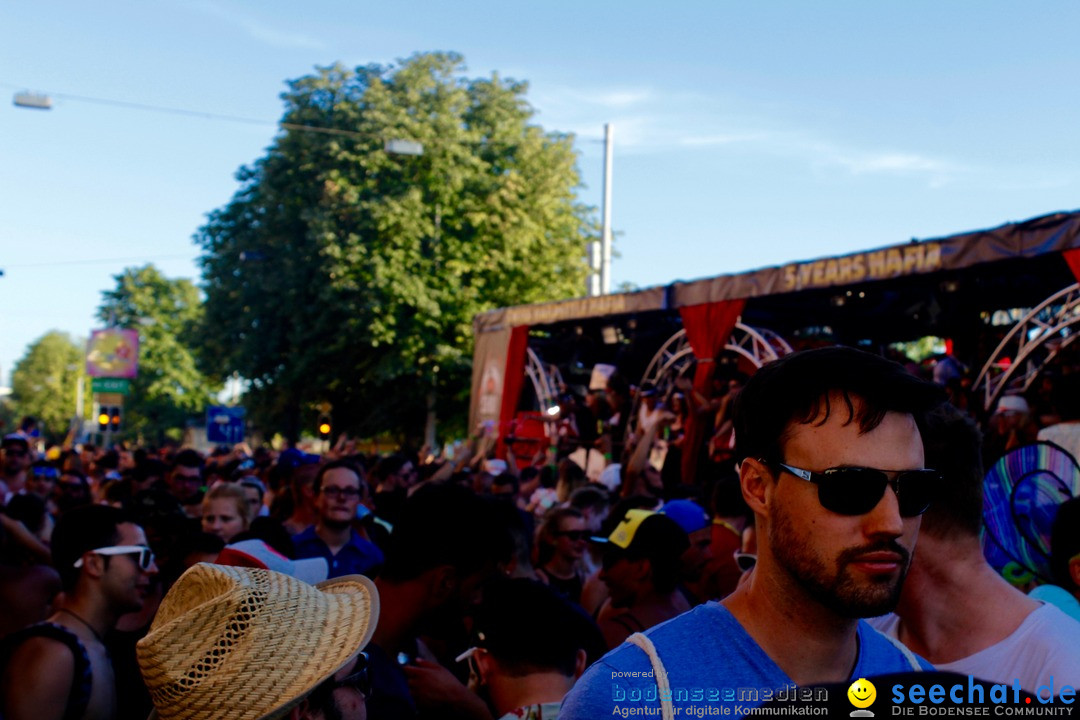 streetparade-Zuerich-2016-08-13-Bodensee-Community-SEECHAT_DE-_2_.jpg