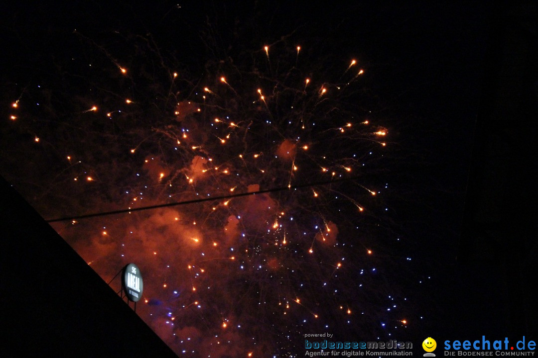 Feuerwerk am Himmel in Neuhausen am Rheinfall, 31.07.2017