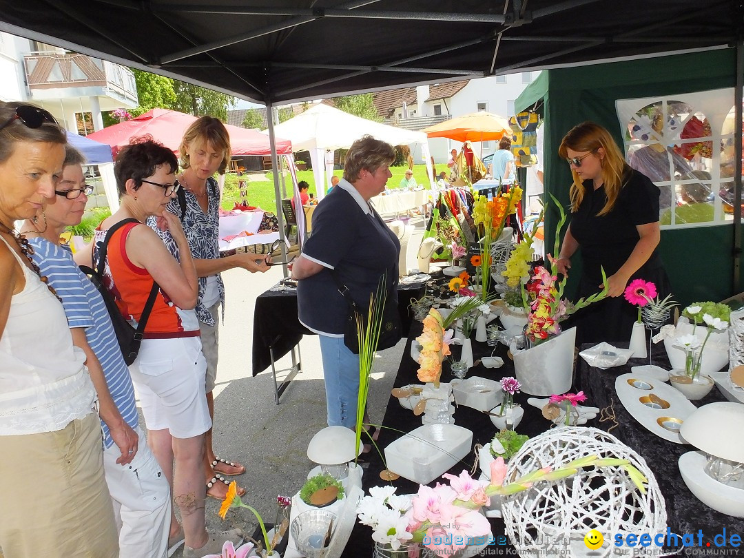 Handwerkermarkt mit Human-Soccer: Oggelshausen, 05.08.2017