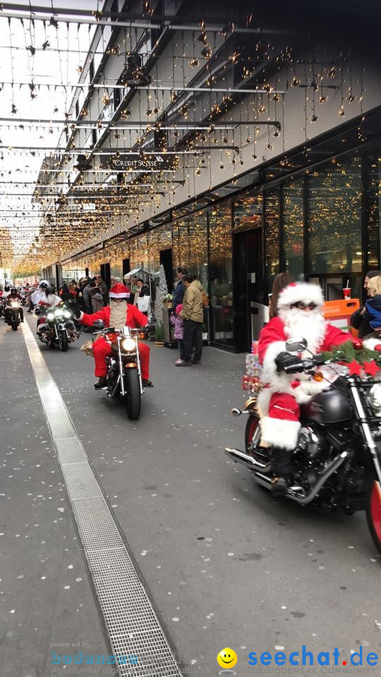 St. Nikolaus und Coca-Cola-Weihnachtstruck: Zuerich, 3.12.2017