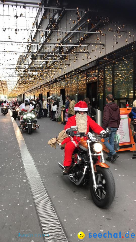 St. Nikolaus und Coca-Cola-Weihnachtstruck: Zuerich, 3.12.2017