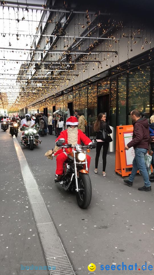 St. Nikolaus und Coca-Cola-Weihnachtstruck: Zuerich, 3.12.2017