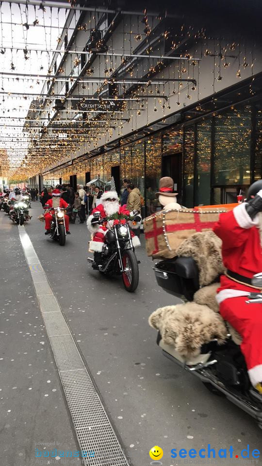 St. Nikolaus und Coca-Cola-Weihnachtstruck: Zuerich, 3.12.2017