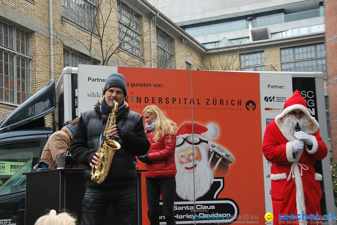 St. Nikolaus und Coca-Cola-Weihnachtstruck: Zuerich, 3.12.2017