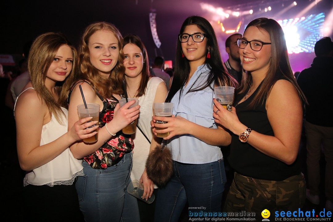 WE LOVE THE 90'S - ratiopharmarena: Neu-Ulm, 24.03.2018