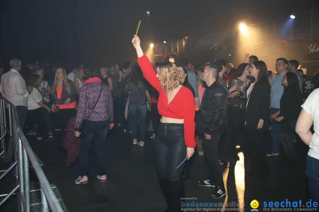 WE LOVE THE 90'S - ratiopharmarena: Neu-Ulm, 24.03.2018