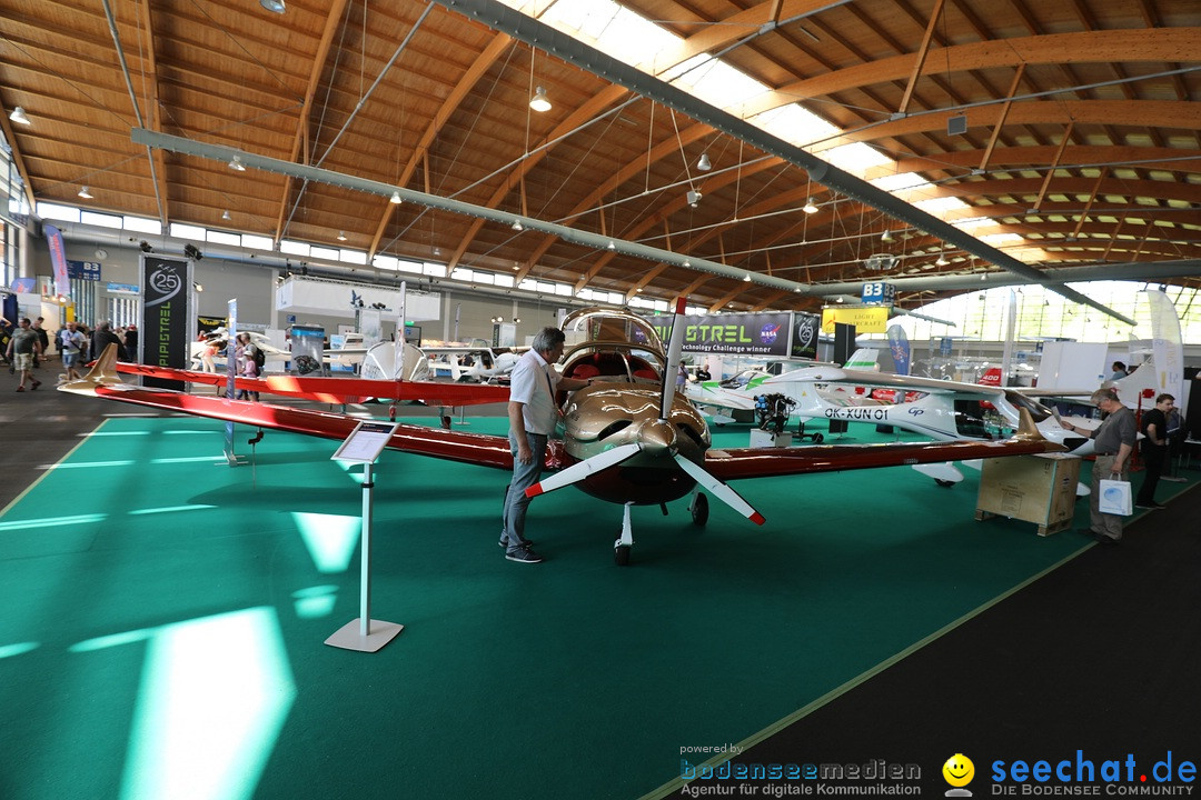 AERO - EXPO for General Aviation: Friedrichshafen am Bodensee, 21.04.2018