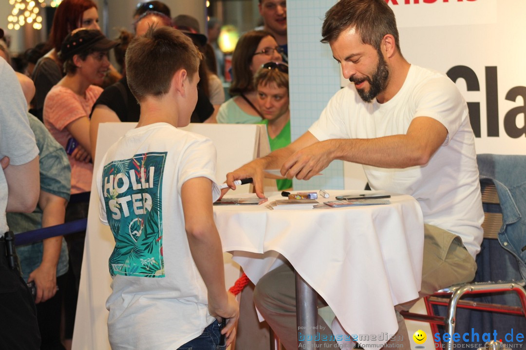 Bligg: Autogrammstunde im Glattzentrum: Wallisellen, 08.05.2018