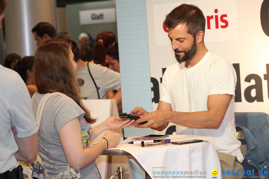 Bligg: Autogrammstunde im Glattzentrum: Wallisellen, 08.05.2018