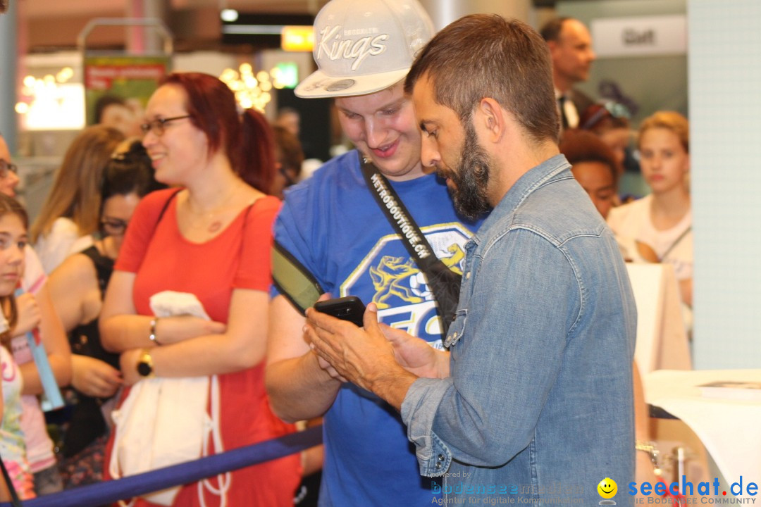 Bligg: Autogrammstunde im Glattzentrum: Wallisellen, 08.05.2018