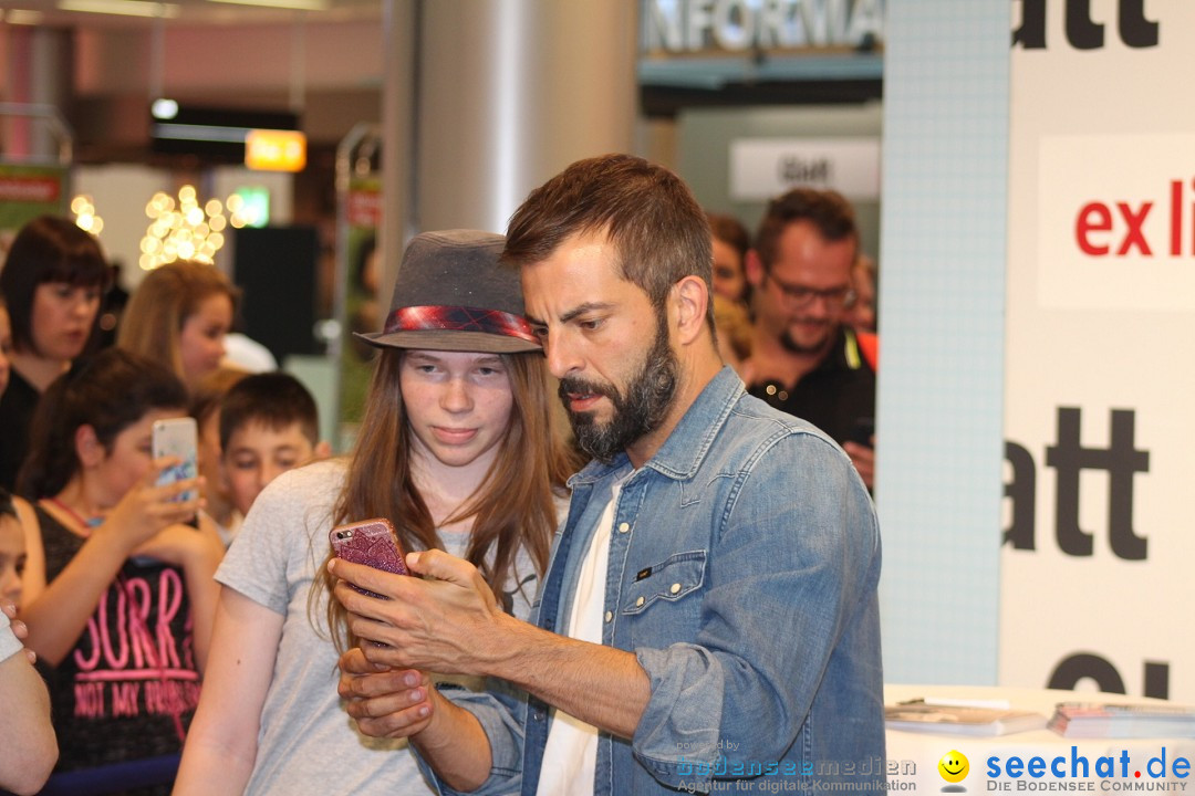 Bligg: Autogrammstunde im Glattzentrum: Wallisellen, 08.05.2018