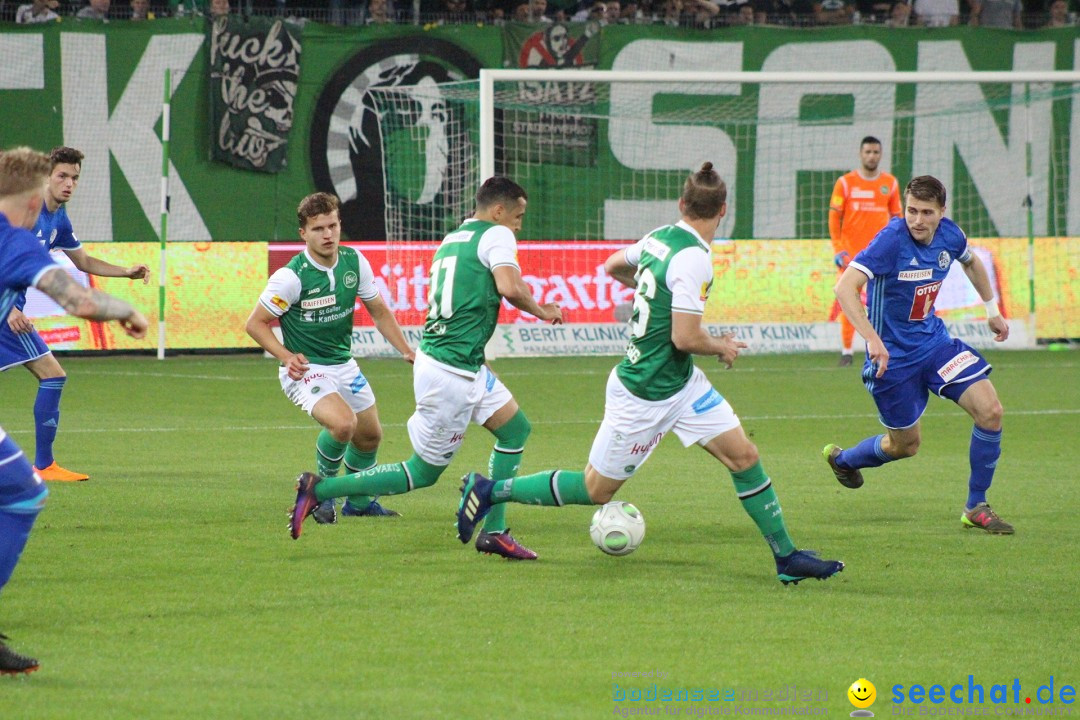 Fussball: FC ST.GALLEN 1879 vs FC LUZERN, St. Gallen - Schweiz, 09.05.2018