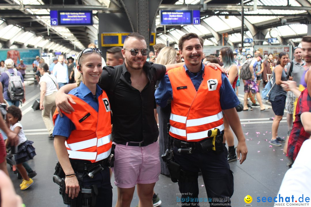 Streetparade 2018 - Culture of tolerance: Zuerich, 11.08.2018