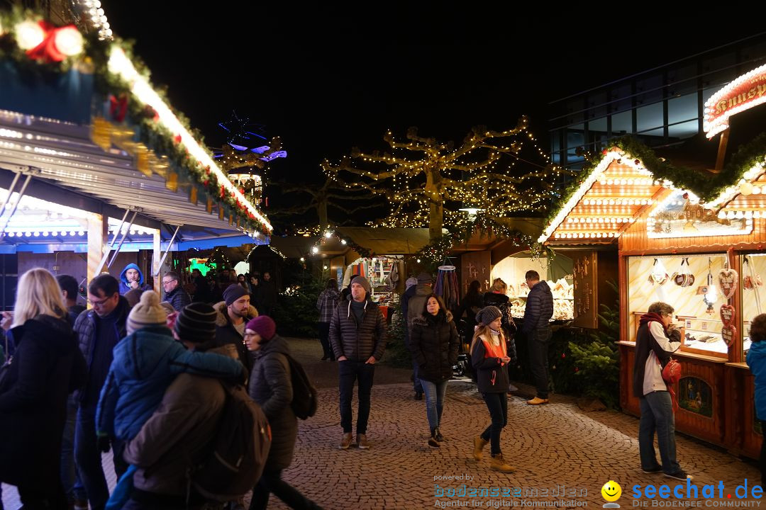 Weihnachtsmarkt mit Eisbahn: Friedrichshafen am Bodensee, 01.12.2018