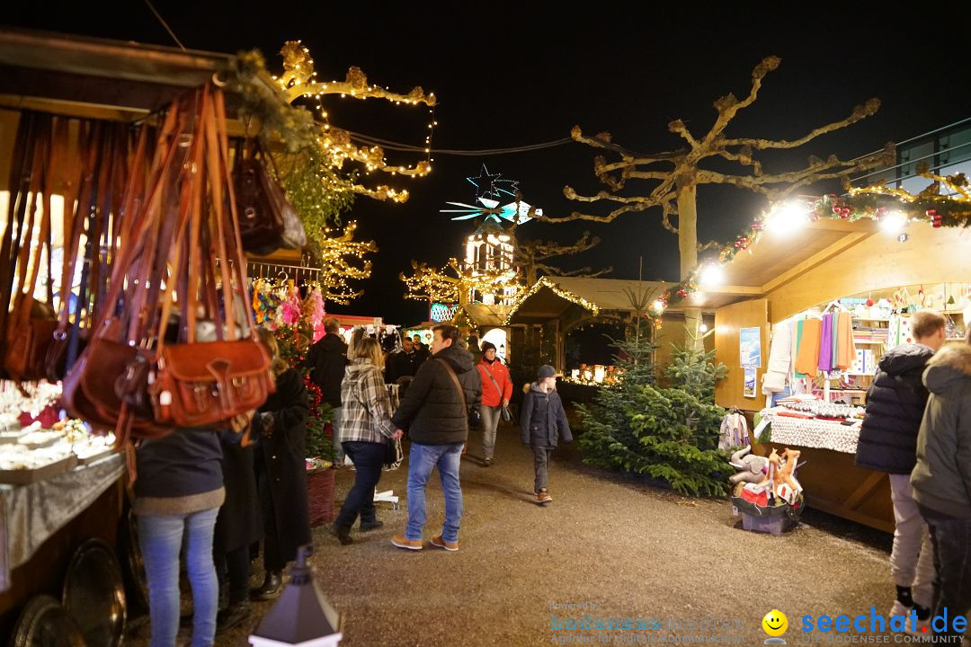 Weihnachtsmarkt mit Eisbahn: Friedrichshafen am Bodensee, 01.12.2018