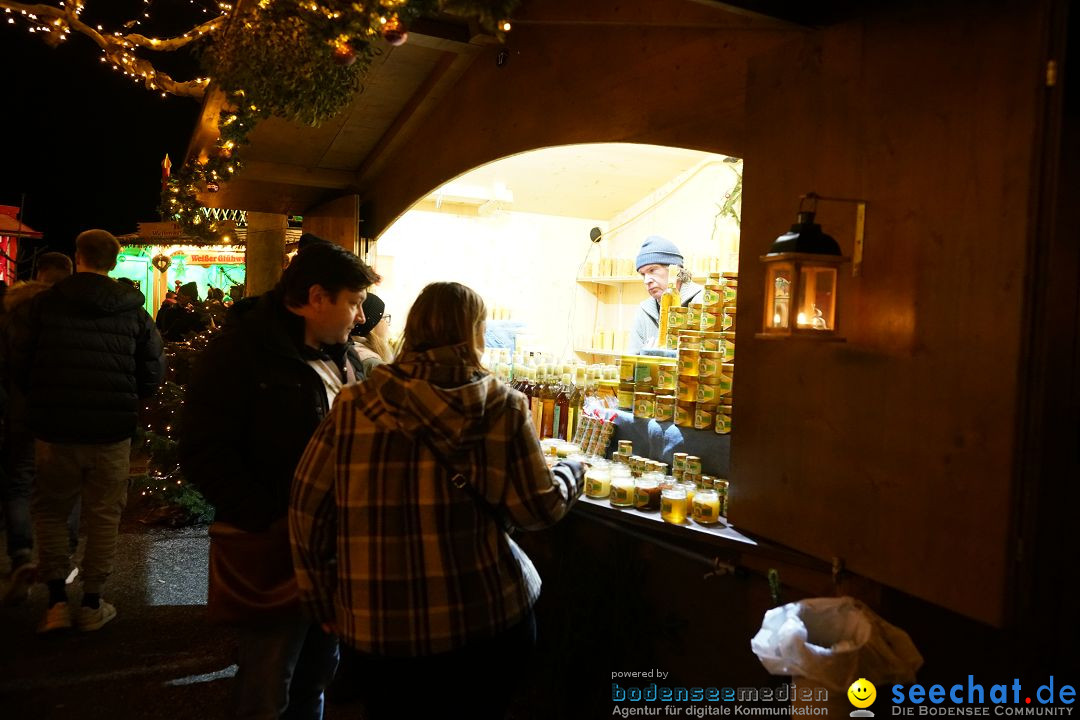 Weihnachtsmarkt mit Eisbahn: Friedrichshafen am Bodensee, 01.12.2018