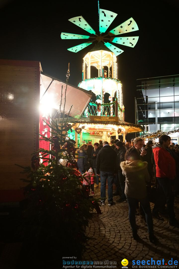 Weihnachtsmarkt mit Eisbahn: Friedrichshafen am Bodensee, 01.12.2018