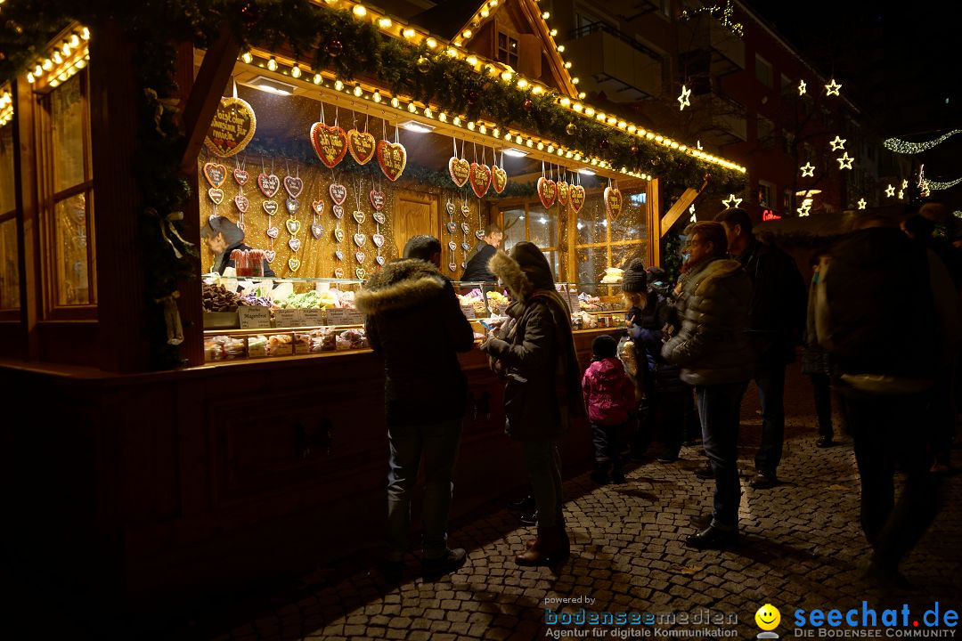 Weihnachtsmarkt mit Eisbahn: Friedrichshafen am Bodensee, 01.12.2018