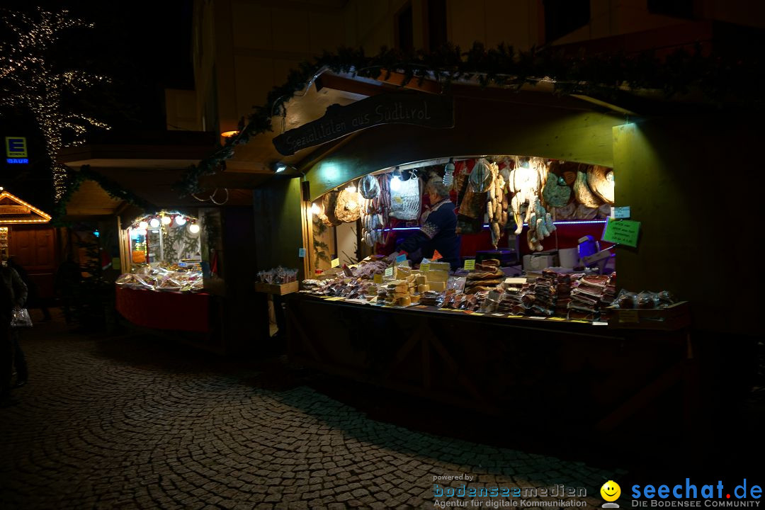 Weihnachtsmarkt mit Eisbahn: Friedrichshafen am Bodensee, 01.12.2018