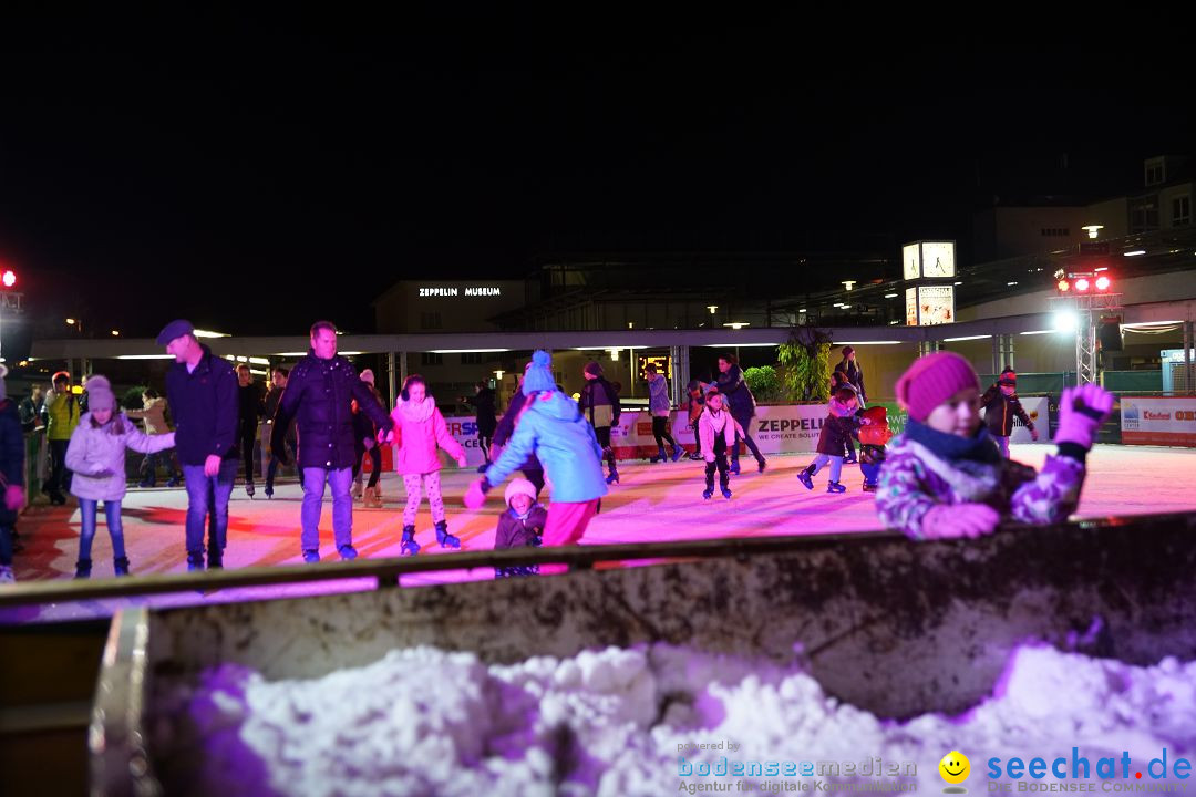 Weihnachtsmarkt mit Eisbahn: Friedrichshafen am Bodensee, 01.12.2018