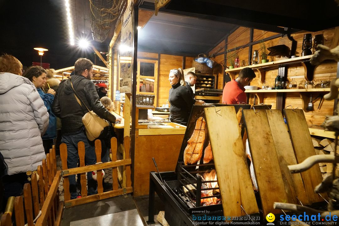 Weihnachtsmarkt mit Eisbahn: Friedrichshafen am Bodensee, 01.12.2018