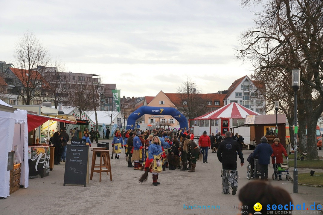 Gruenderumzug und Narrenbaumstellen: Friedrichshafen, 02.02.2019