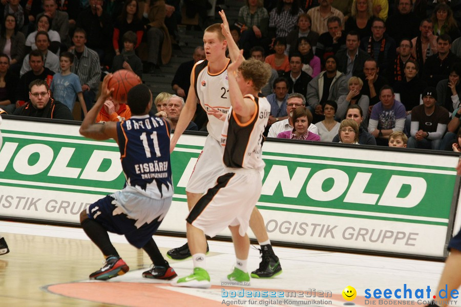 Basketball Bundesliga: ULM - BREMERHAVEN: Ulm, 27.02.2010