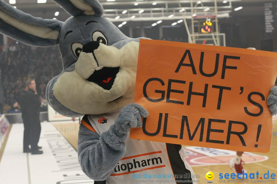 Basketball Bundesliga: ULM - BREMERHAVEN: Ulm, 27.02.2010