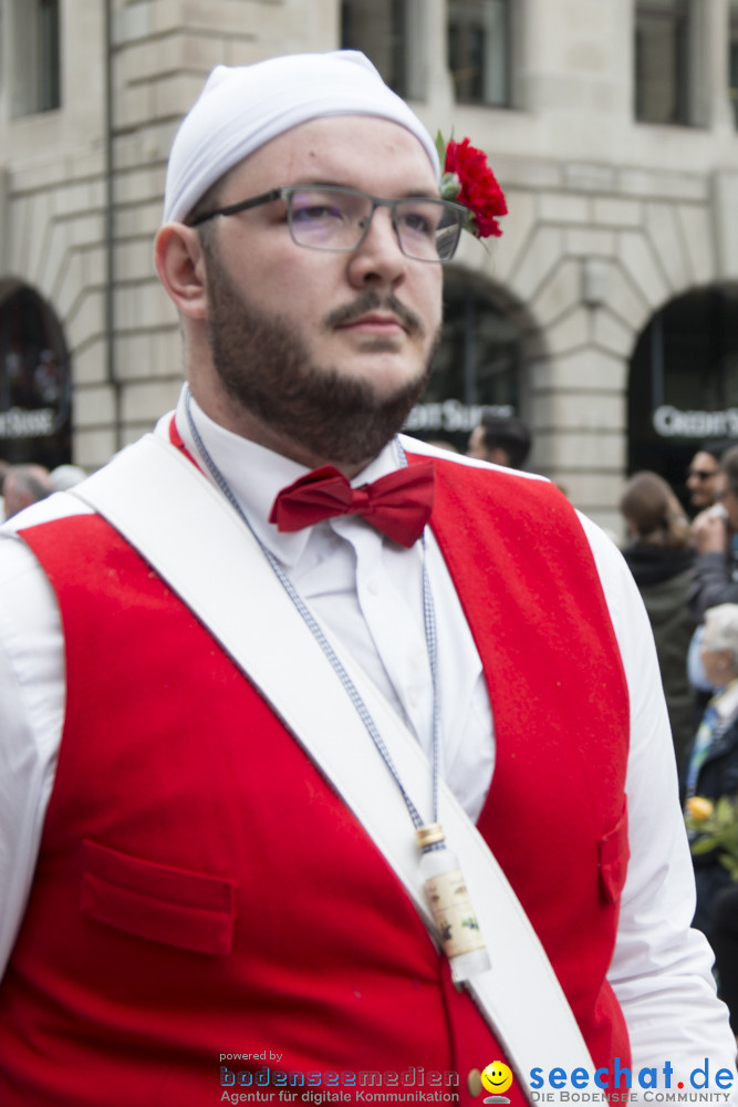 Sechselaeuten Kinderumzug - Fruehlingsfest: Zuerich, 08.04.2019