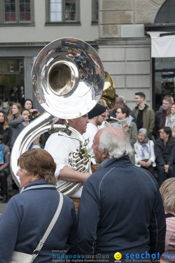 Sechselaeuten Kinderumzug - Fruehlingsfest: Zuerich, 08.04.2019