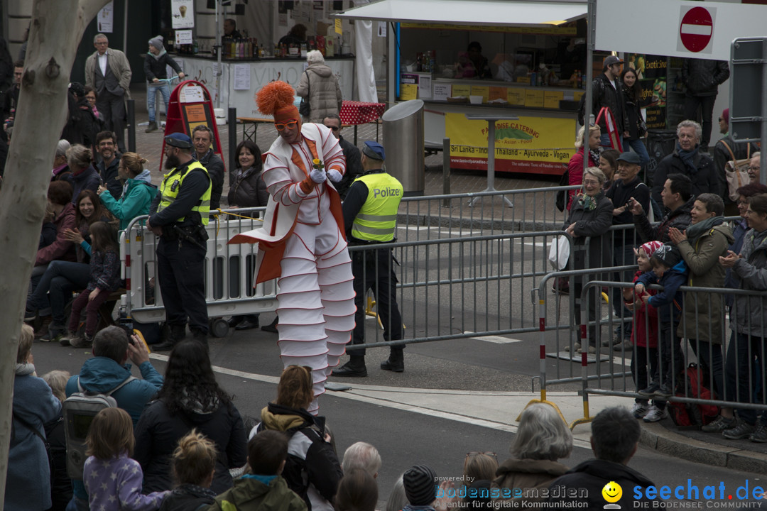 Sechselaeuten Kinderumzug - Fruehlingsfest: Zuerich, 08.04.2019