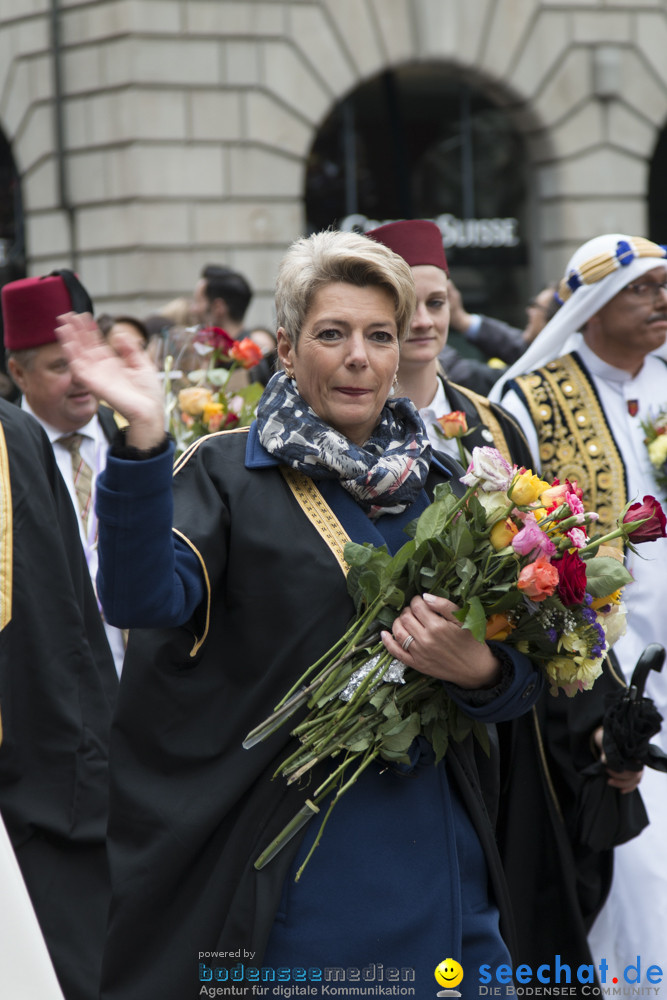 Sechselaeuten Kinderumzug - Fruehlingsfest: Zuerich, 08.04.2019