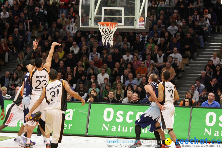 Basketball Bundesliga: ULM - BREMERHAVEN: Ulm, 27.02.2010