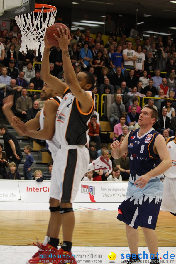 Basketball Bundesliga: ULM - BREMERHAVEN: Ulm, 27.02.2010