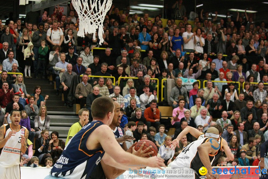 Basketball Bundesliga: ULM - BREMERHAVEN: Ulm, 27.02.2010