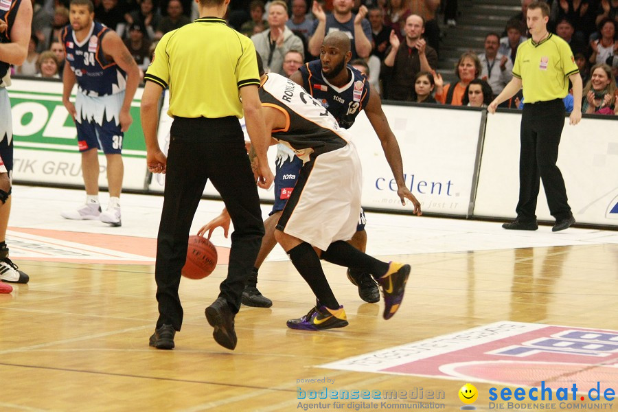 Basketball Bundesliga: ULM - BREMERHAVEN: Ulm, 27.02.2010