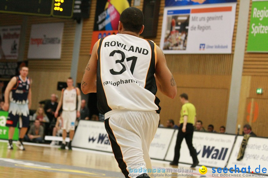 Basketball Bundesliga: ULM - BREMERHAVEN: Ulm, 27.02.2010