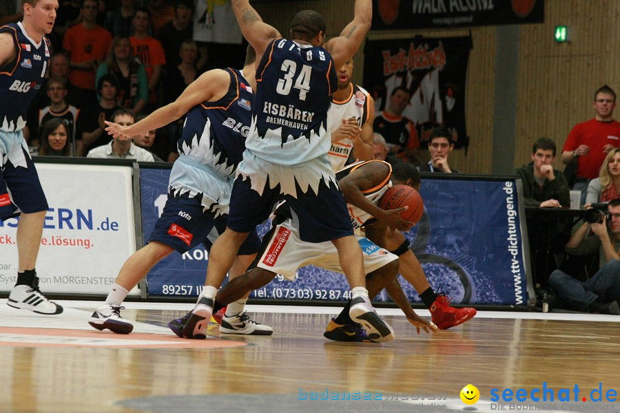 Basketball Bundesliga: ULM - BREMERHAVEN: Ulm, 27.02.2010