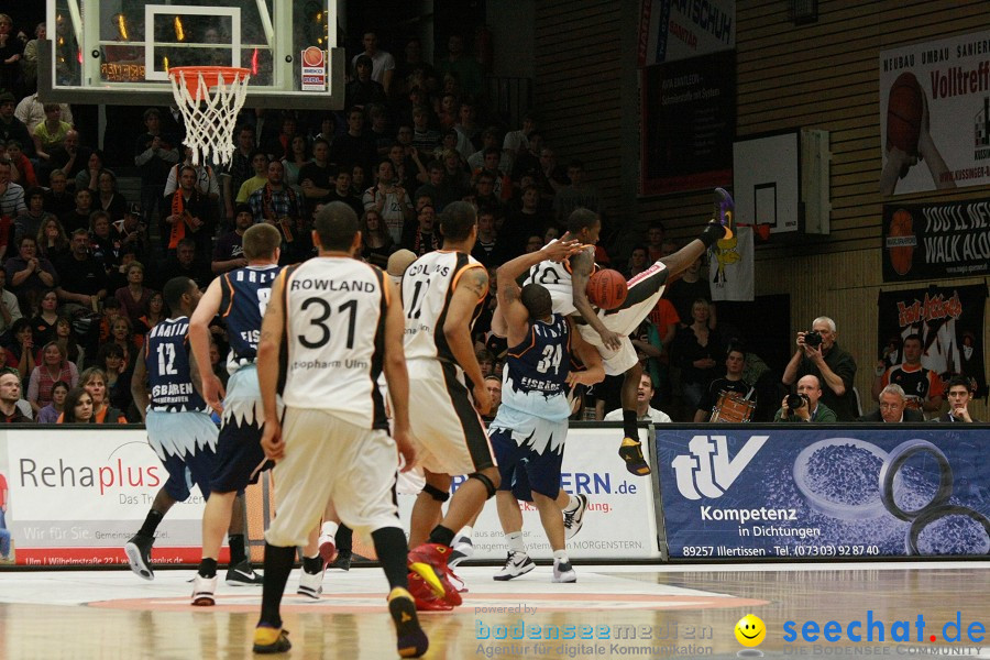 Basketball Bundesliga: ULM - BREMERHAVEN: Ulm, 27.02.2010