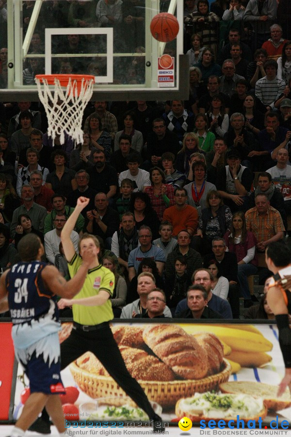 Basketball Bundesliga: ULM - BREMERHAVEN: Ulm, 27.02.2010