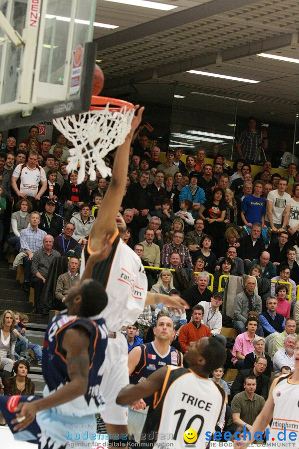 Basketball Bundesliga: ULM - BREMERHAVEN: Ulm, 27.02.2010