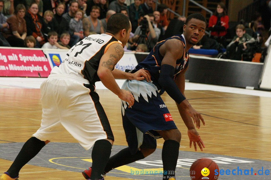 Basketball Bundesliga: ULM - BREMERHAVEN: Ulm, 27.02.2010