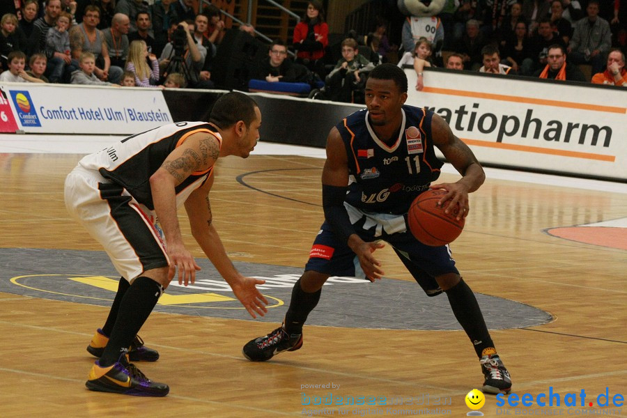 Basketball Bundesliga: ULM - BREMERHAVEN: Ulm, 27.02.2010