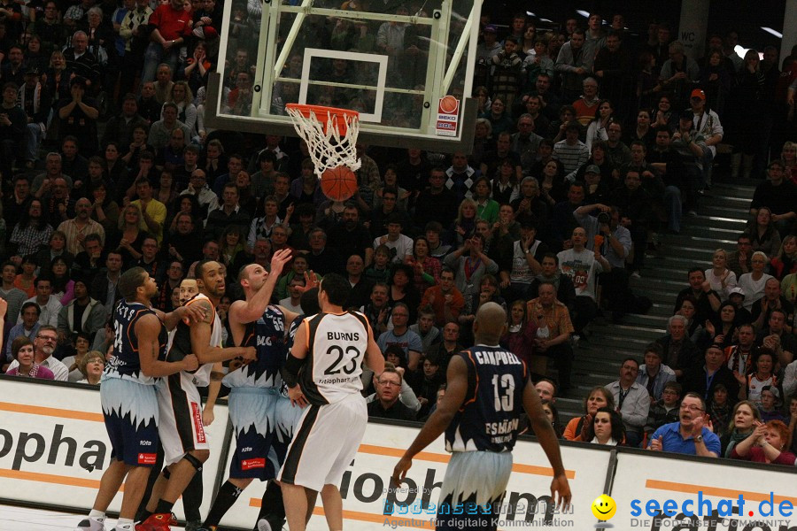 Basketball Bundesliga: ULM - BREMERHAVEN: Ulm, 27.02.2010