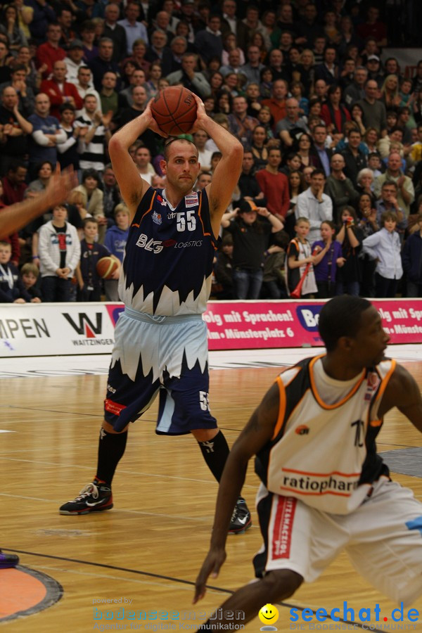 Basketball Bundesliga: ULM - BREMERHAVEN: Ulm, 27.02.2010