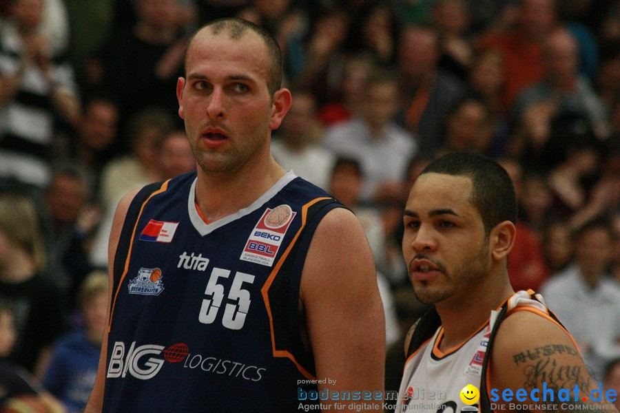 Basketball Bundesliga: ULM - BREMERHAVEN: Ulm, 27.02.2010