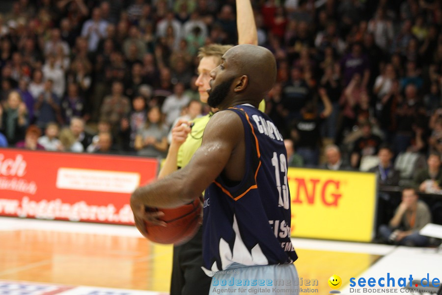 Basketball Bundesliga: ULM - BREMERHAVEN: Ulm, 27.02.2010