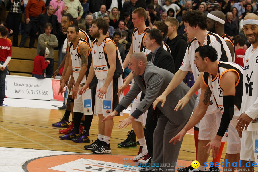 Basketball Bundesliga: ULM - BREMERHAVEN: Ulm, 27.02.2010