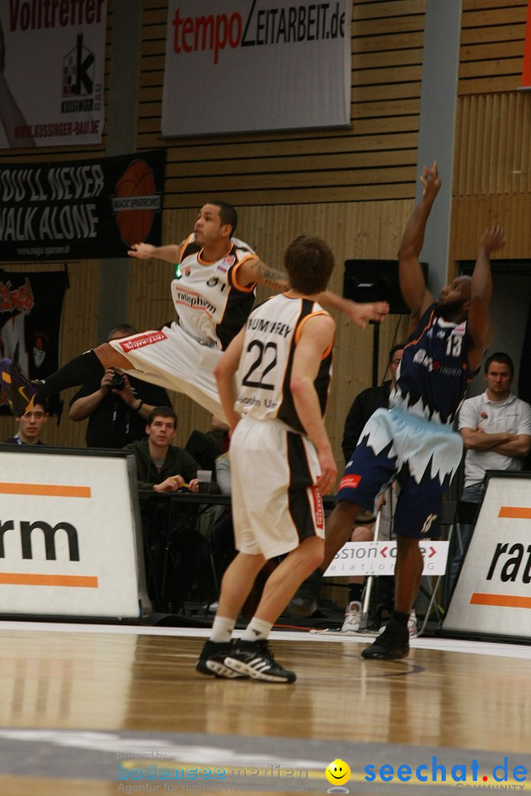 Basketball Bundesliga: ULM - BREMERHAVEN: Ulm, 27.02.2010